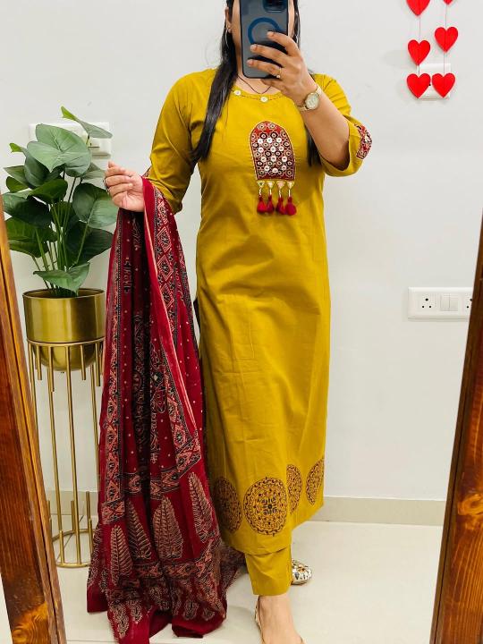 Straight Kurta Pant Set with Traditional Dupatta