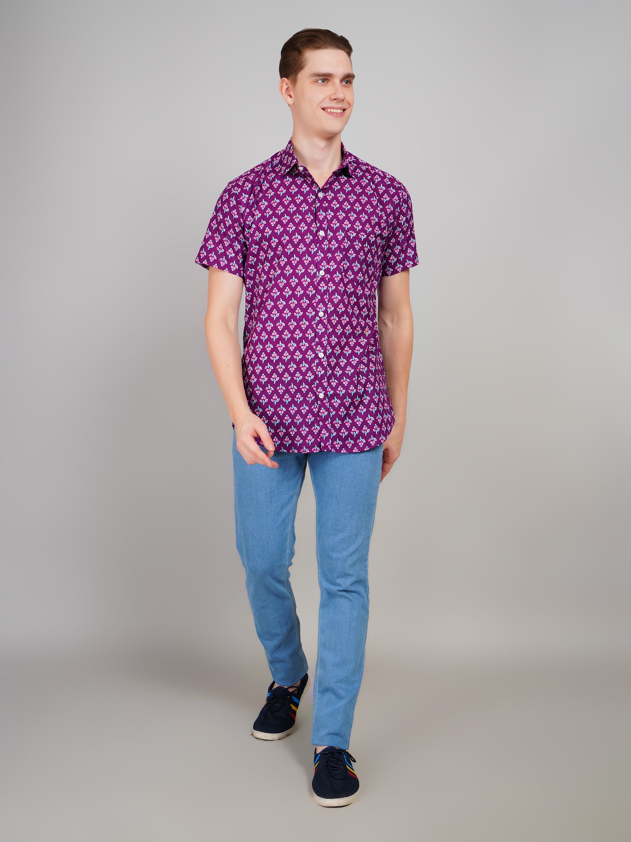 Stylish Printed Half Sleeve Shirt for Men