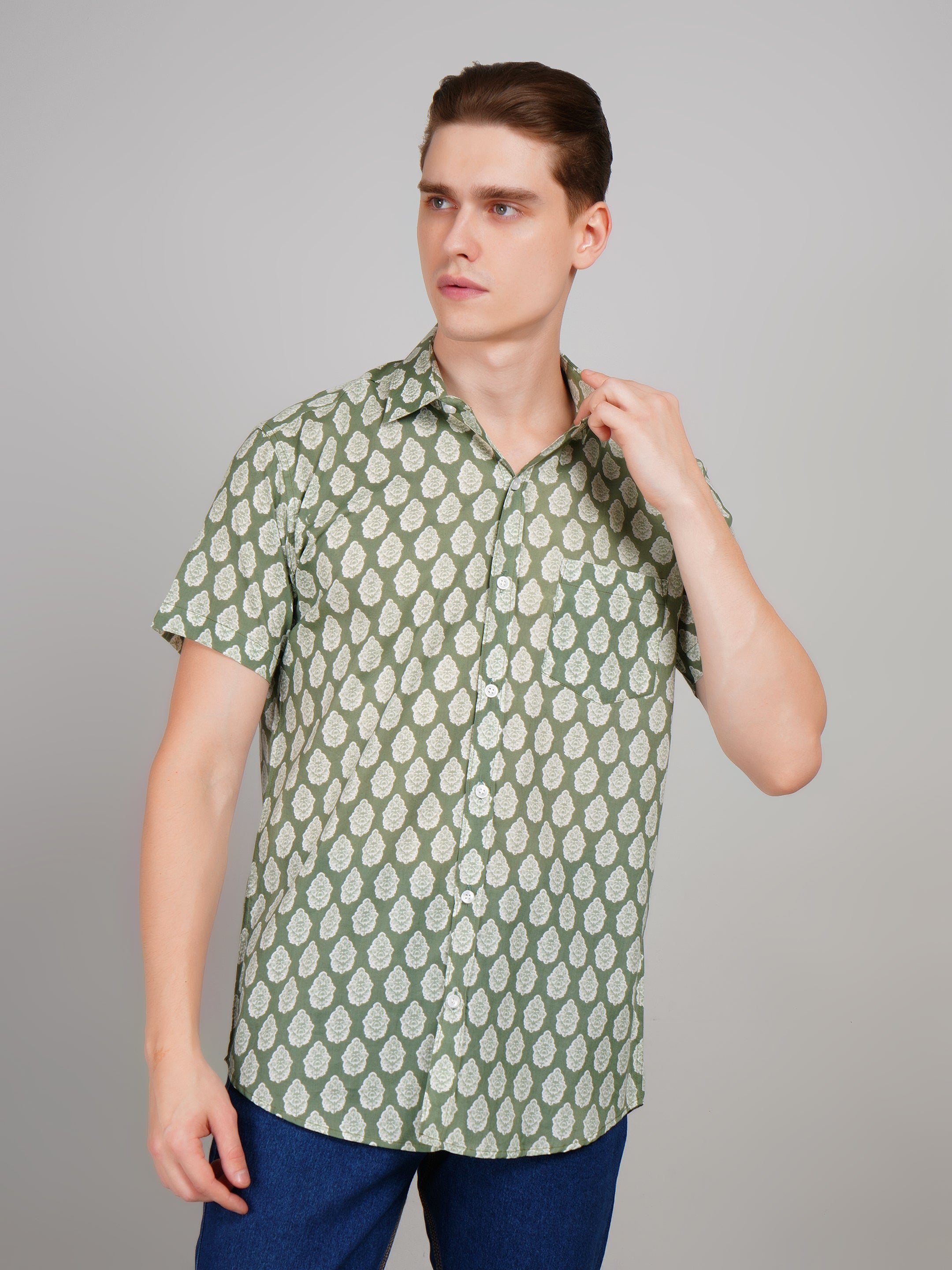 Stylish Printed Half Sleeve Shirt for Men