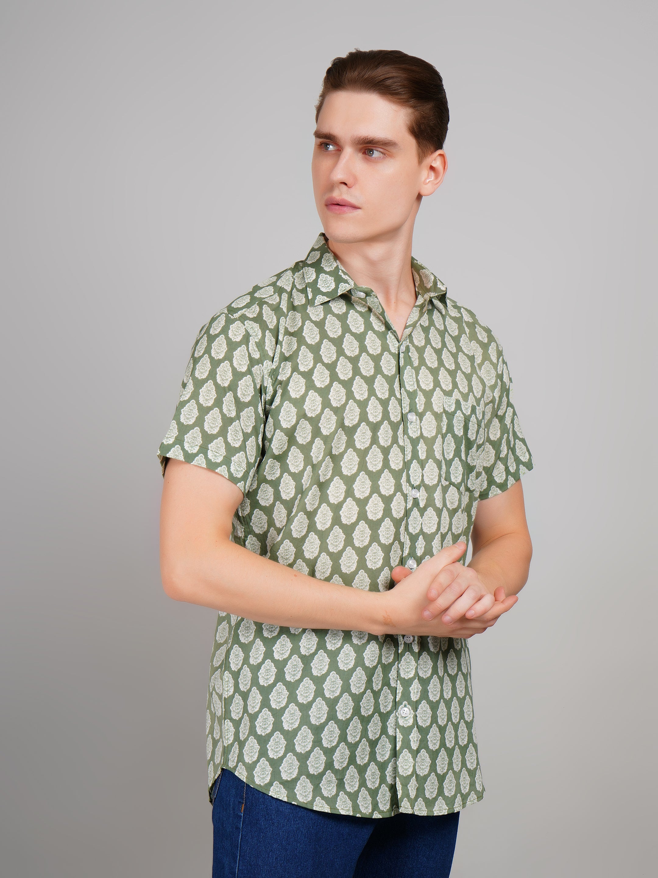 Stylish Printed Half Sleeve Shirt for Men