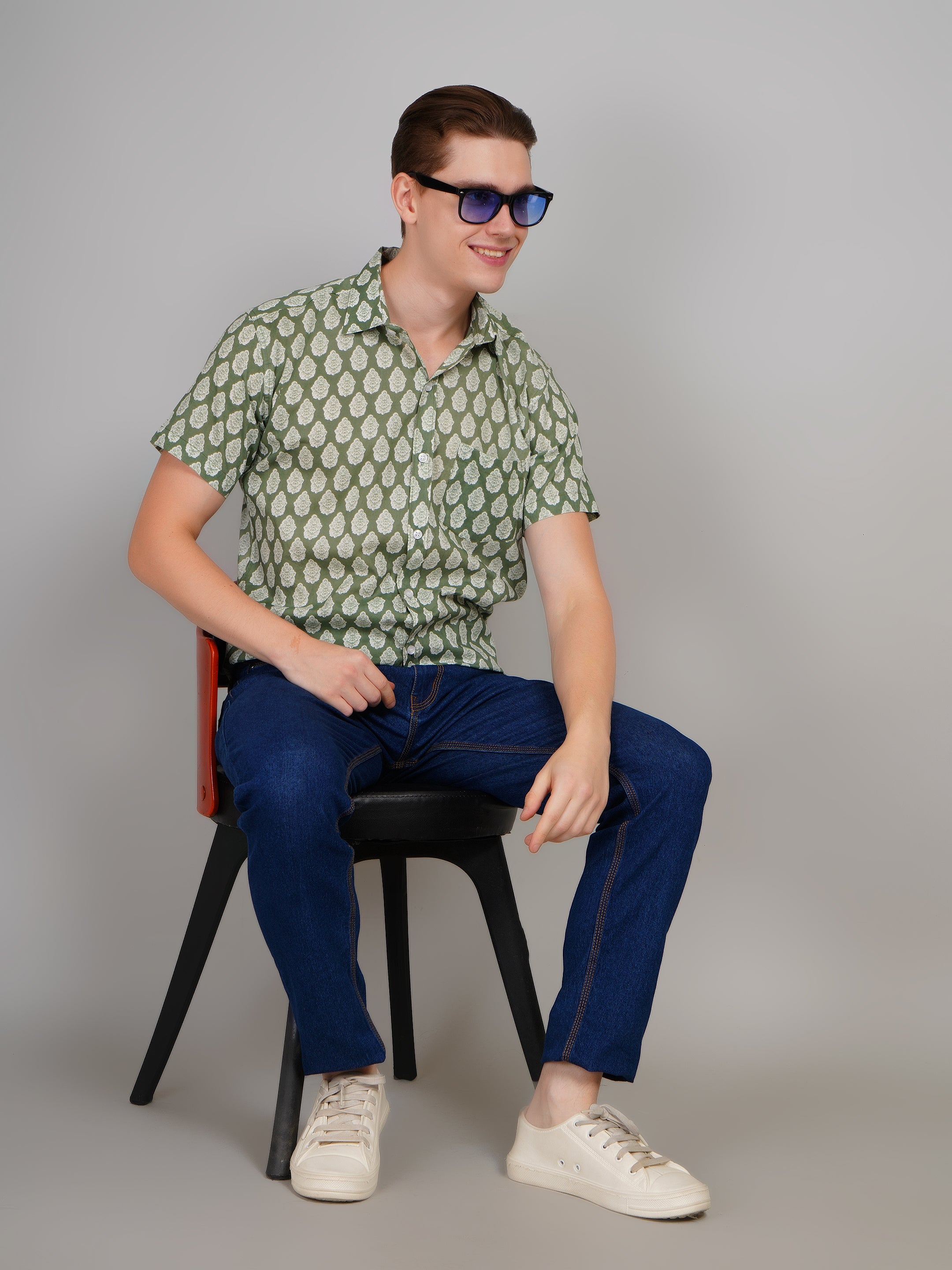 Stylish Printed Half Sleeve Shirt for Men