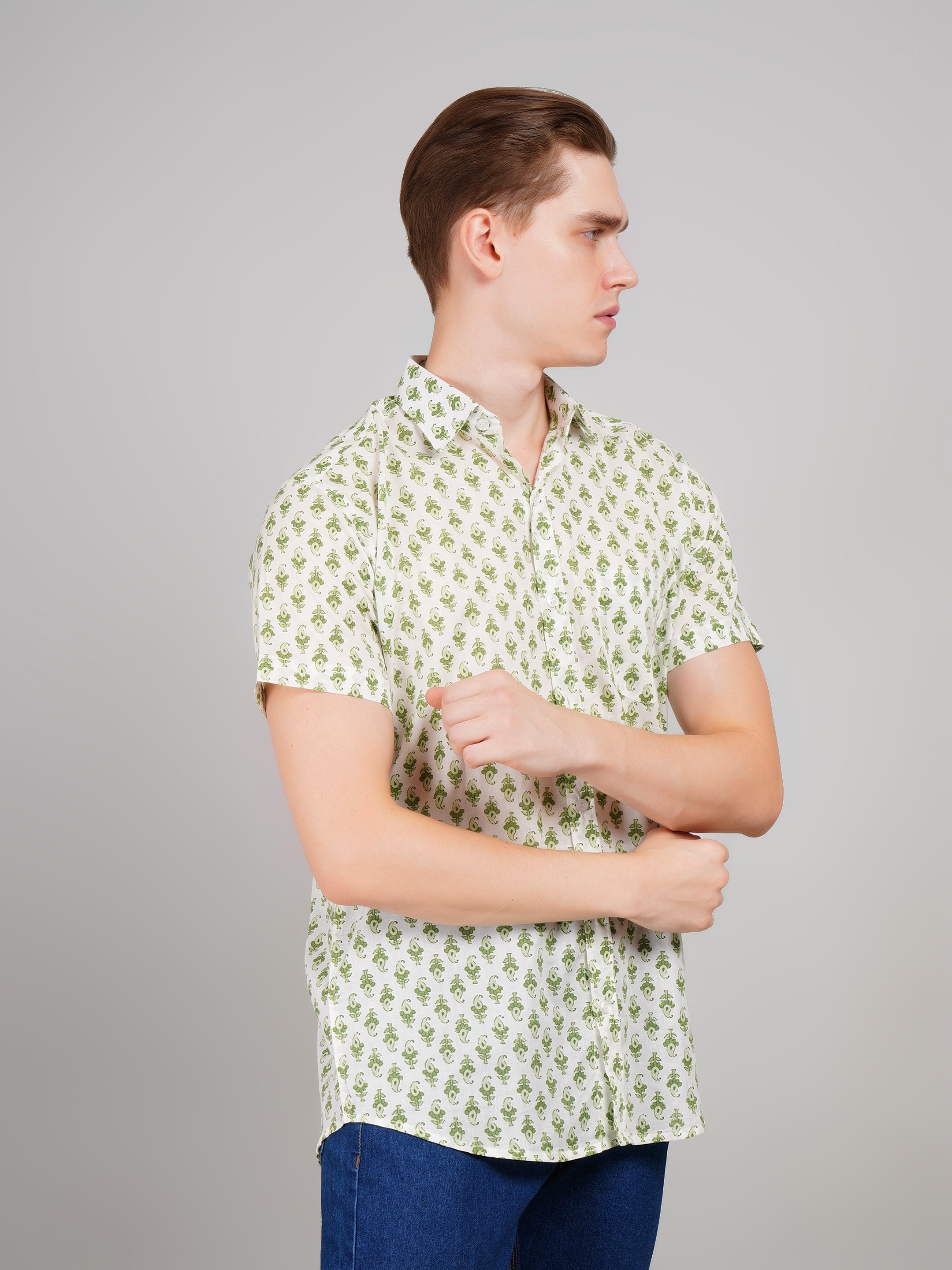 Stylish Printed Half Sleeve Shirt for Men
