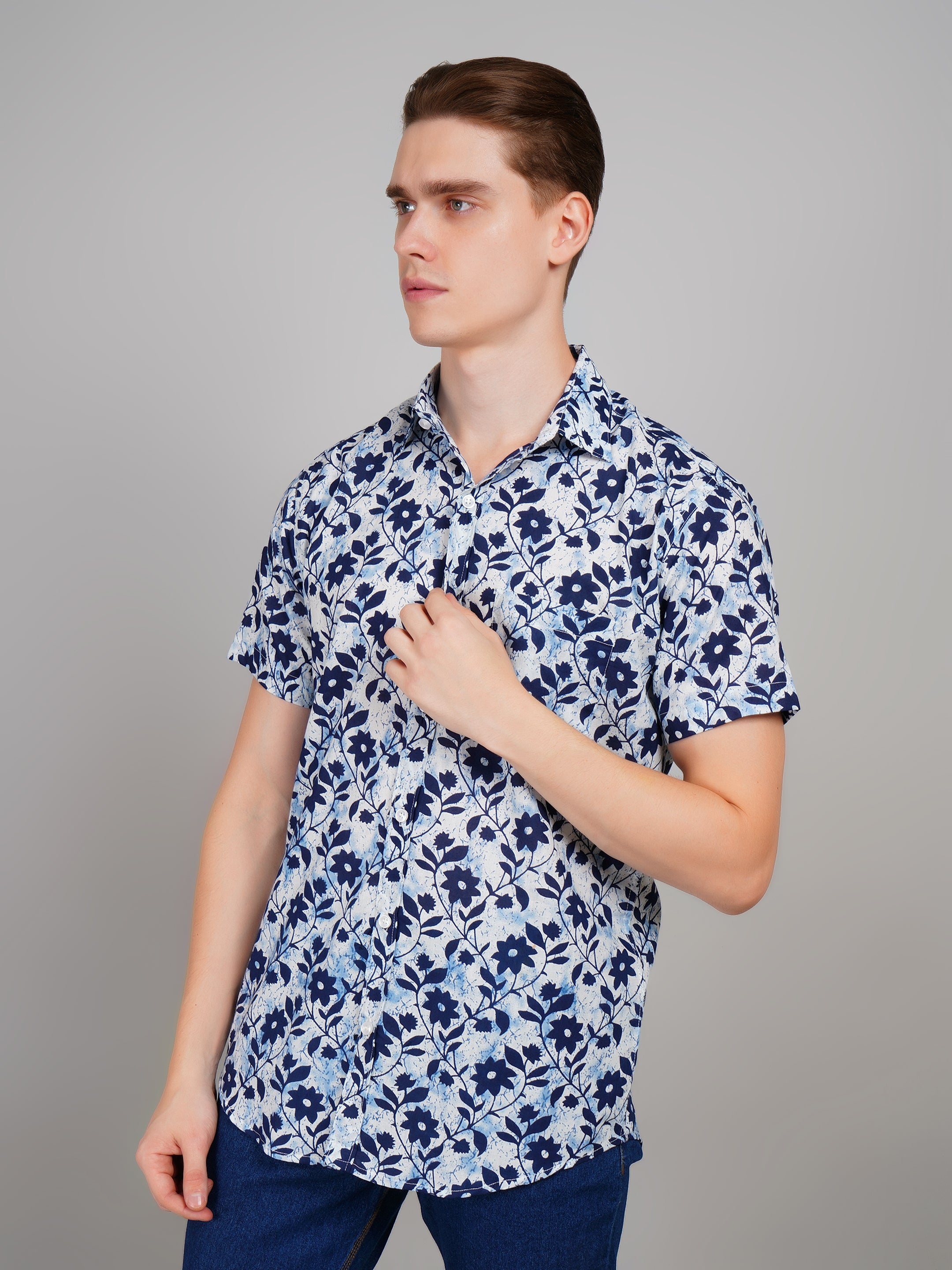 Stylish Printed Half Sleeve Shirt for Men