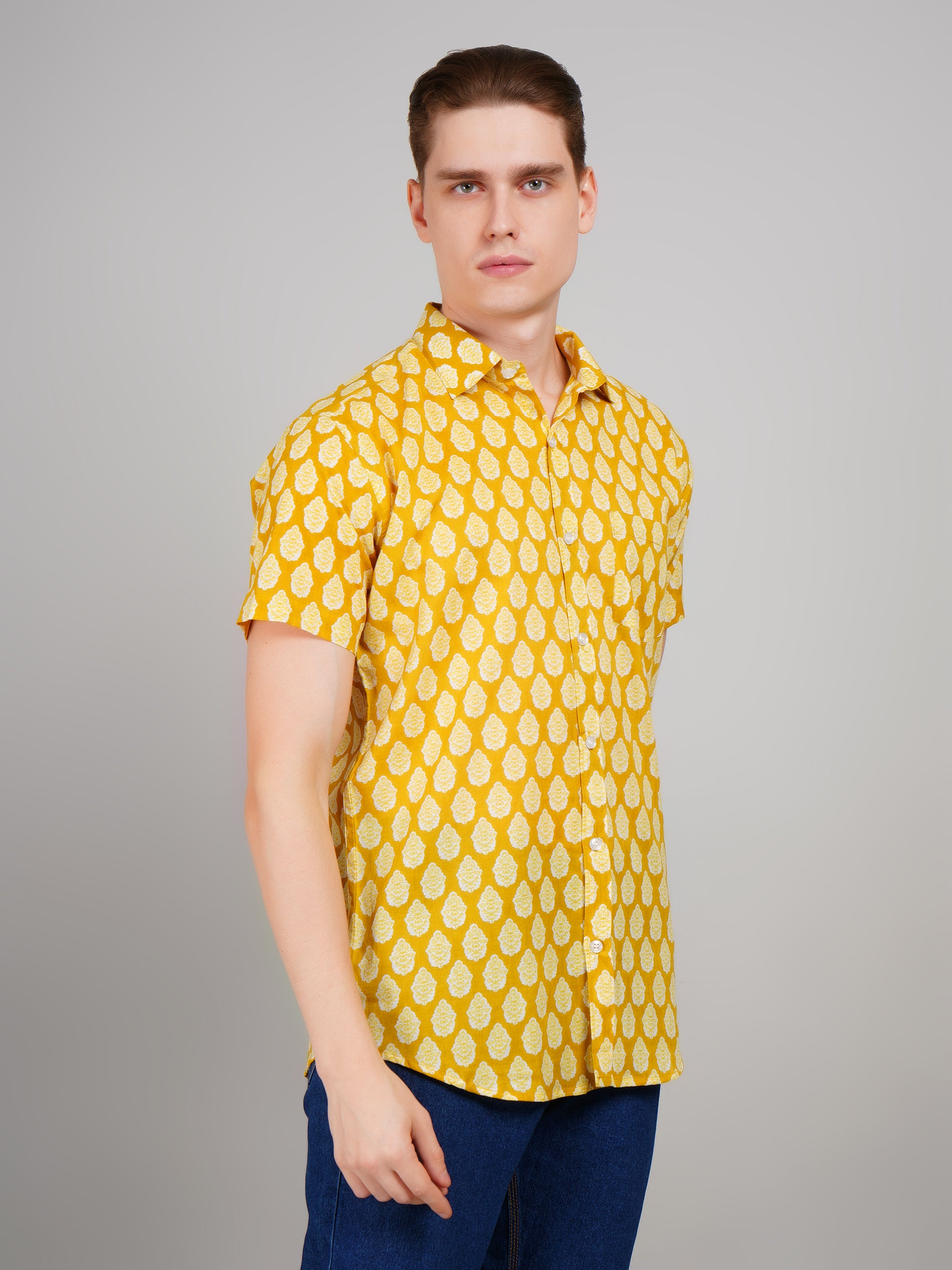 Stylish Printed Half Sleeve Shirt for Men