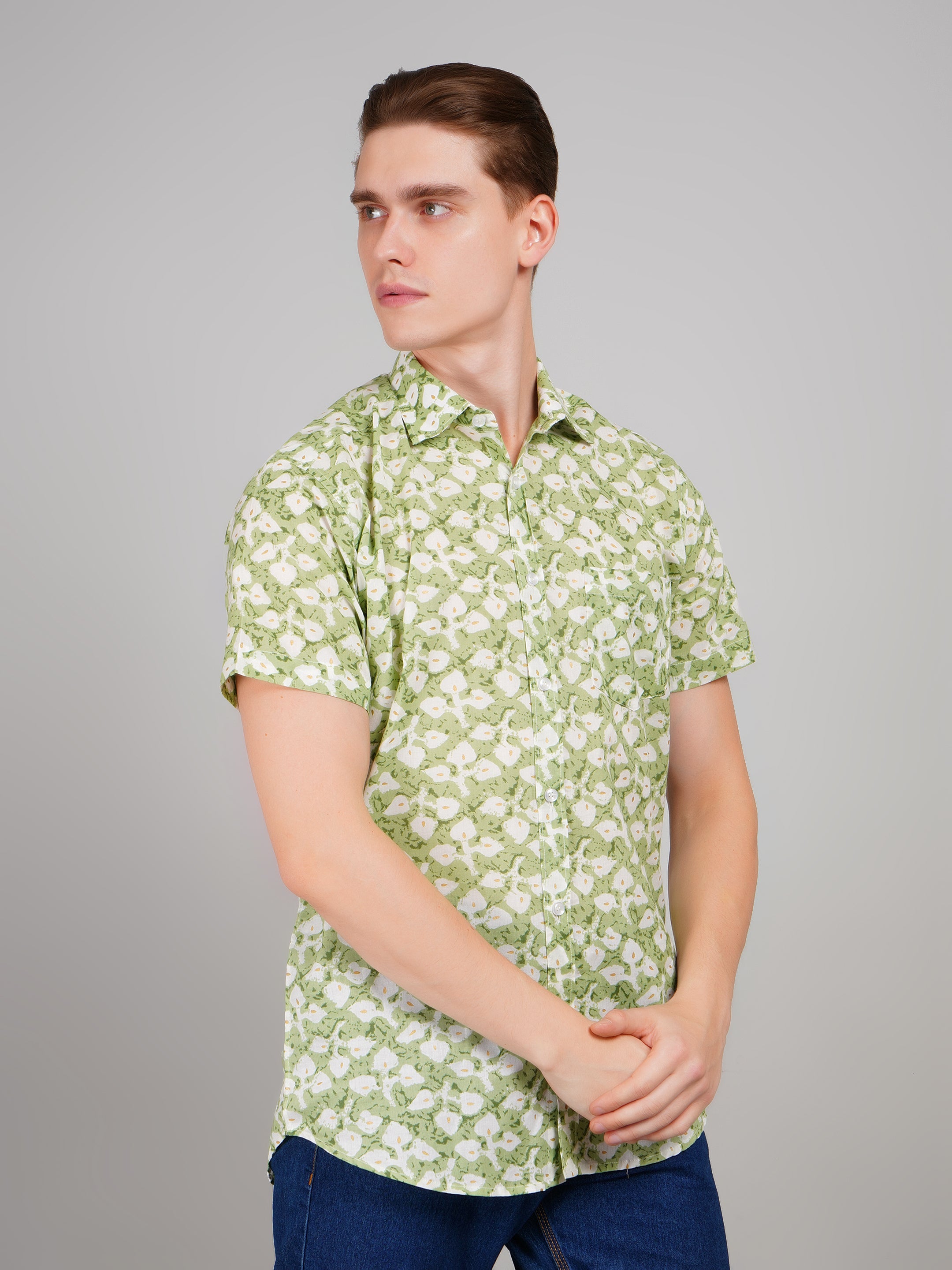 Stylish Printed Half Sleeve Shirt for Men