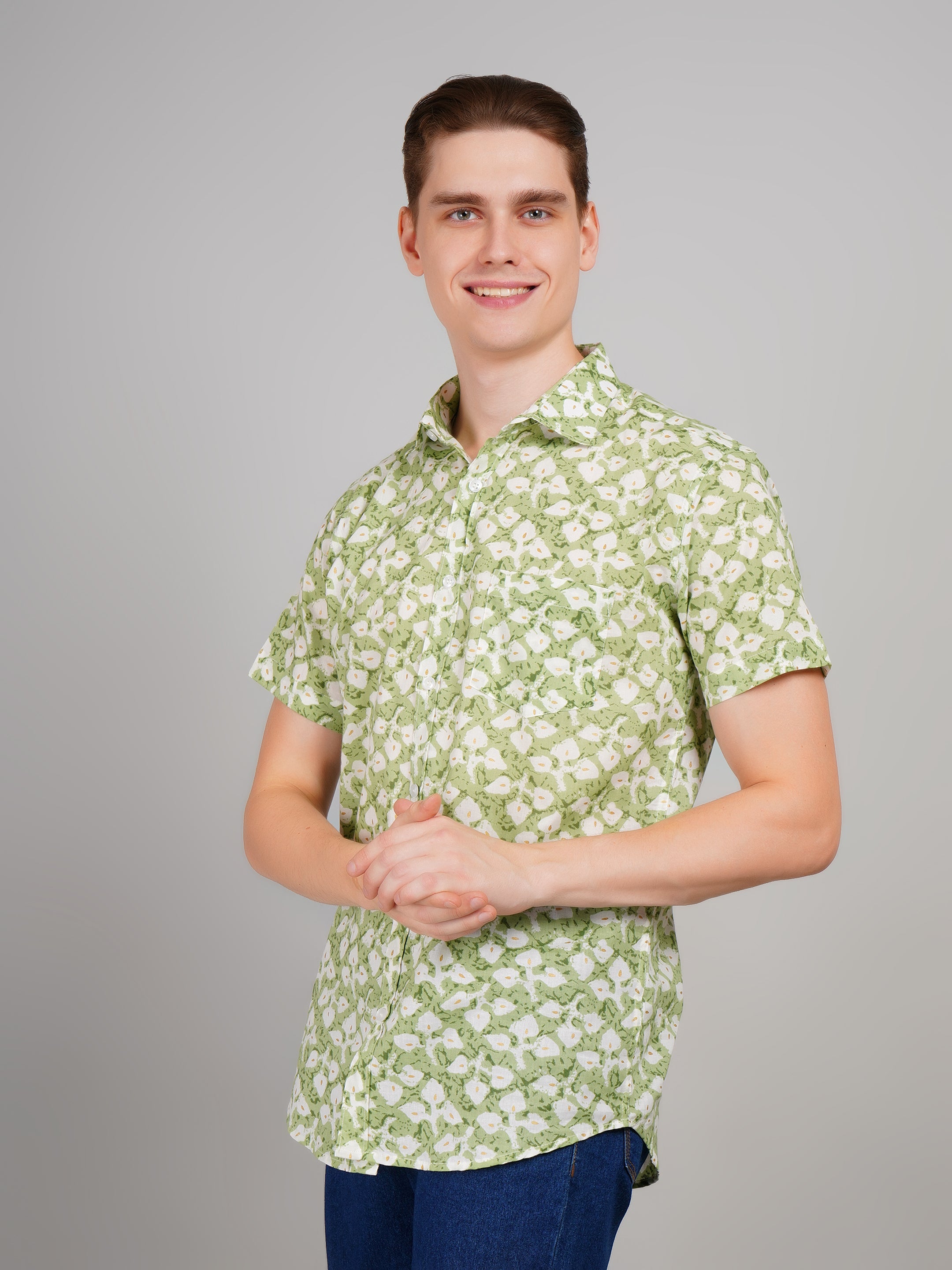 Stylish Printed Half Sleeve Shirt for Men