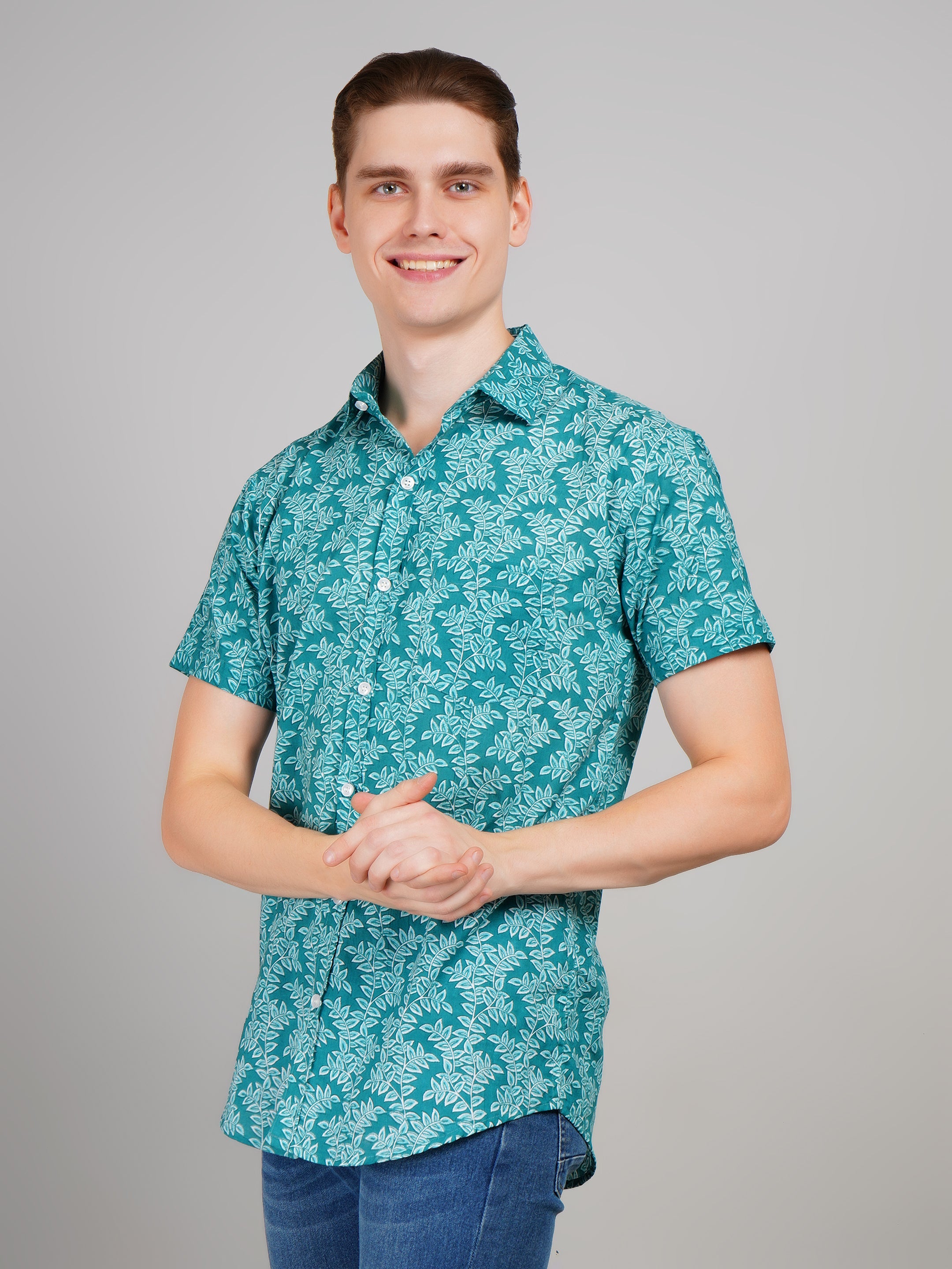 Stylish Printed Half Sleeve Shirt for Men