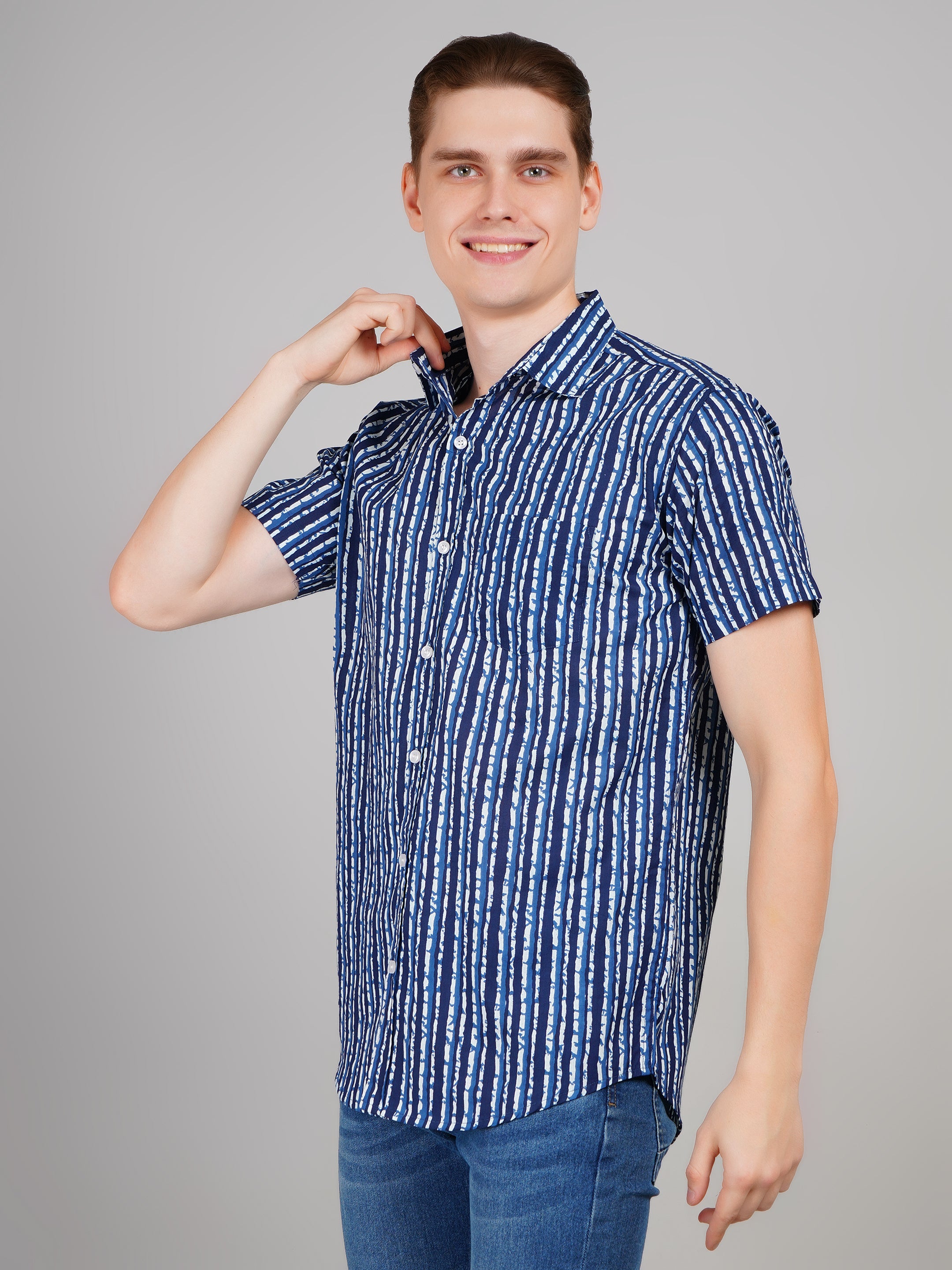 Stylish Printed Half Sleeve Shirt for Men