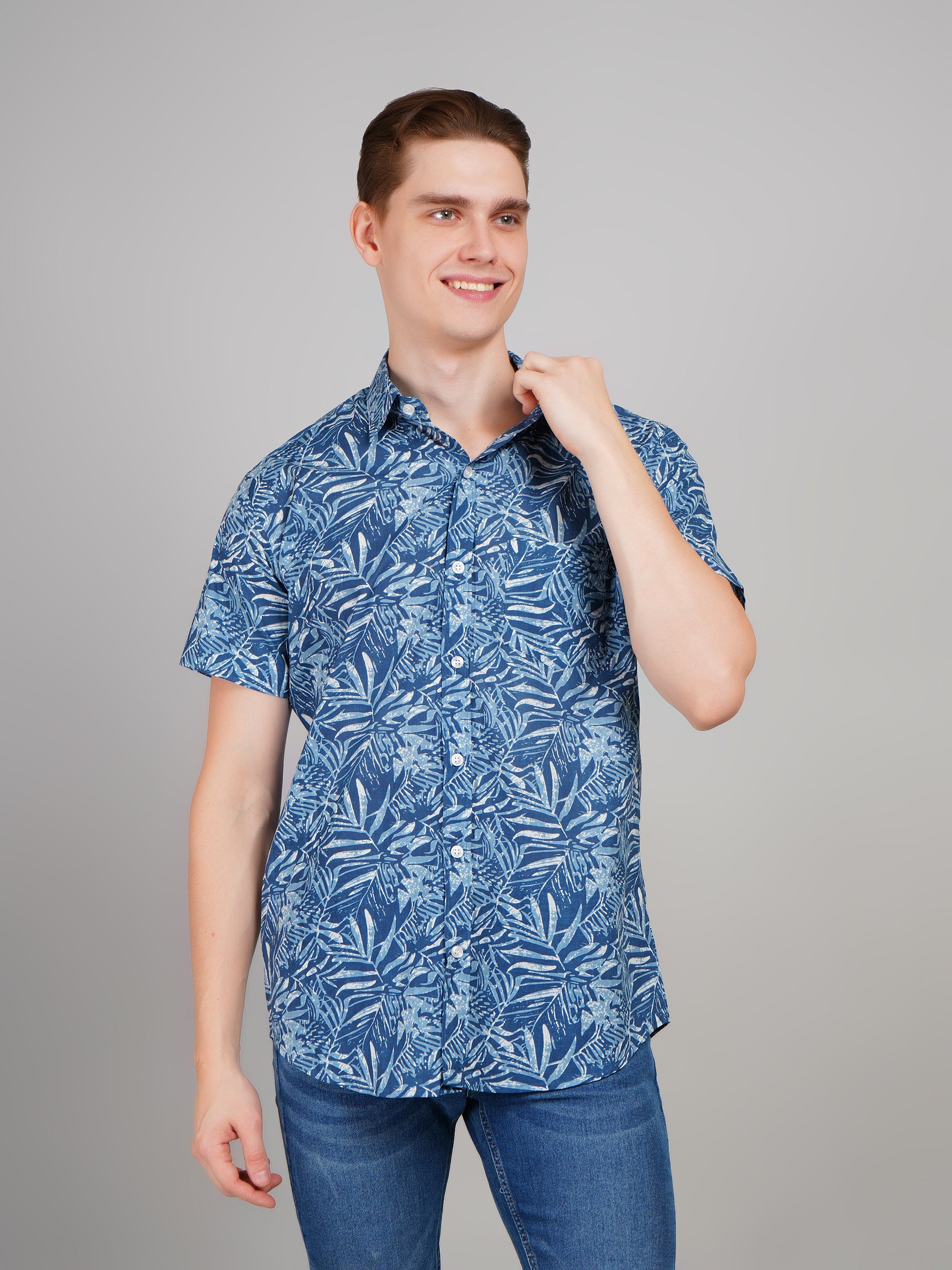 Stylish Printed Half Sleeve Shirt for Men