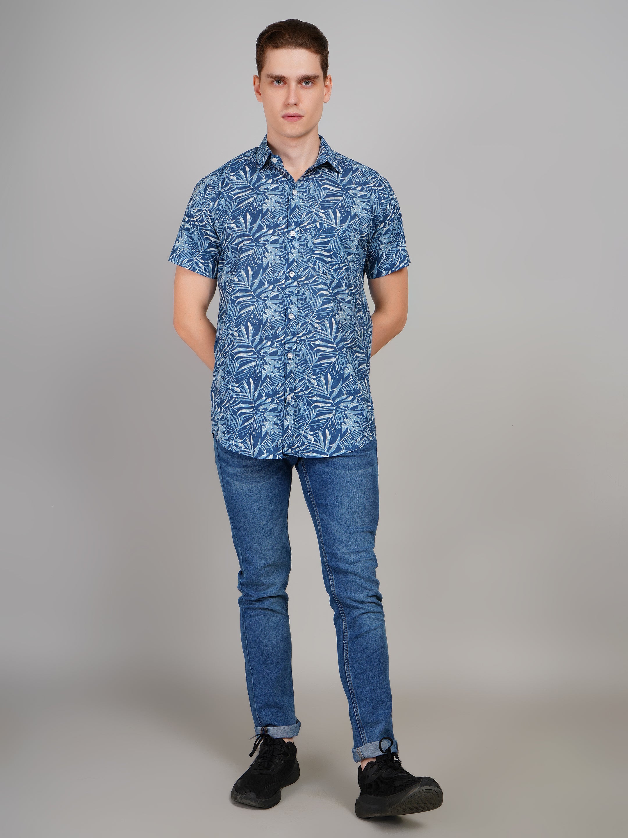 Stylish Printed Half Sleeve Shirt for Men