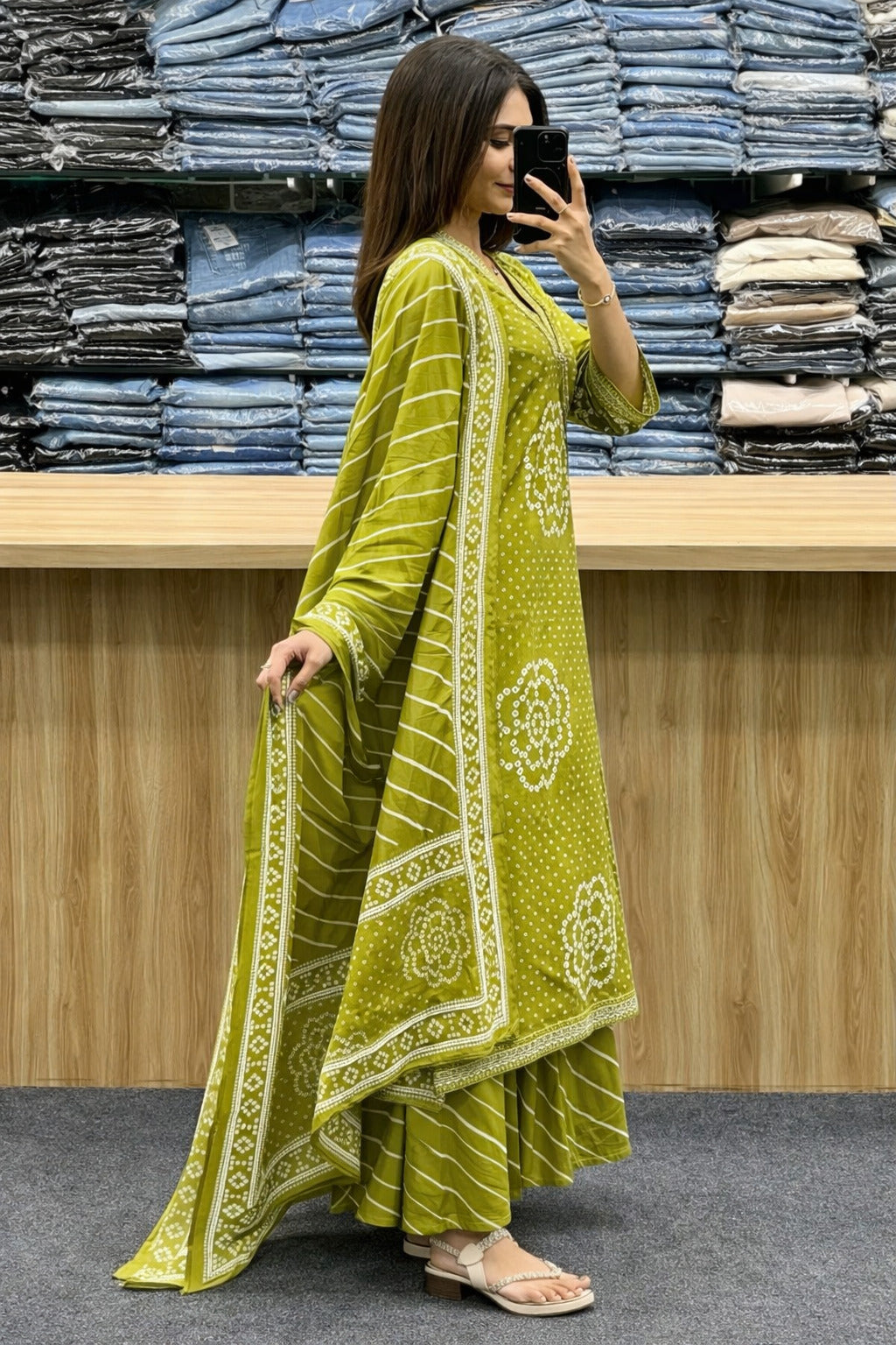 Bandhani Printed Green Kurta Set with Dupatta
