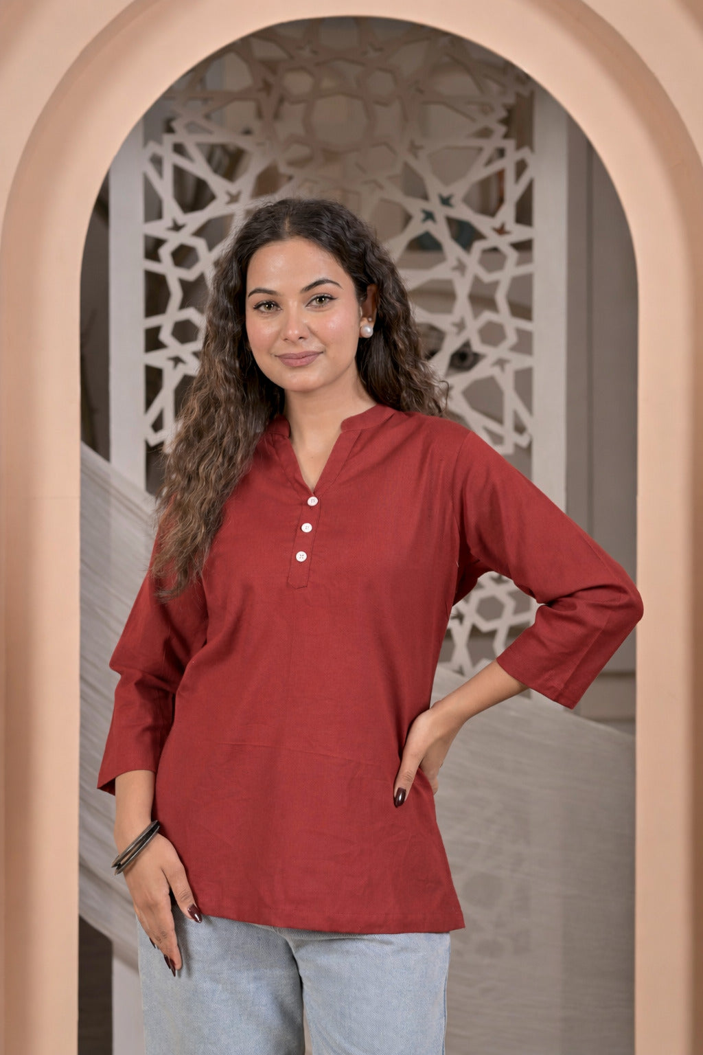 Women Solid Black Straight Kurti Top