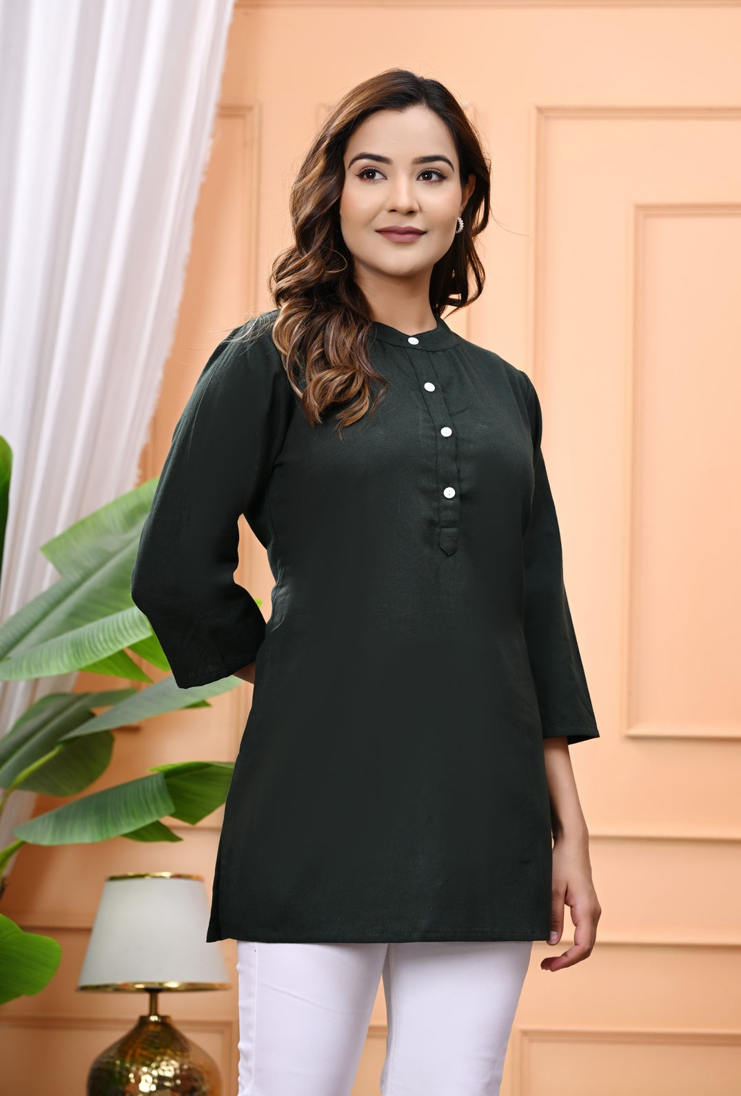 NAMA'S Women Solid Straight Kurti with Mandarin Collar