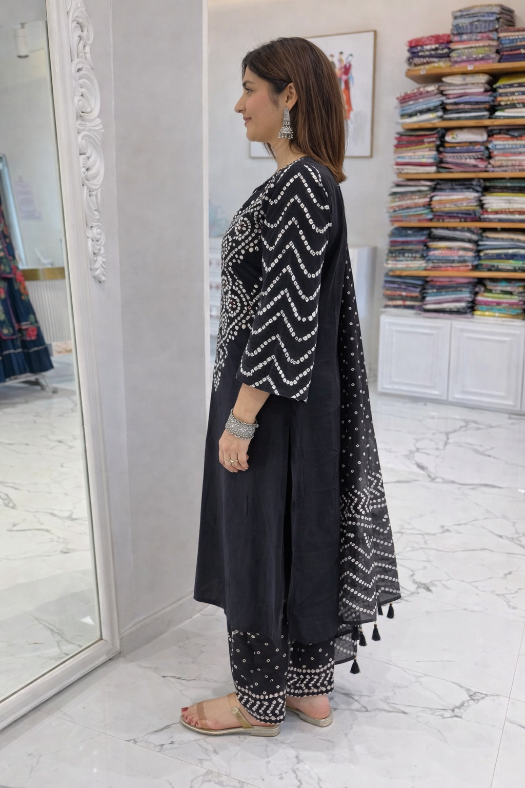 NAMA'S Women Ethnic Kurta Pant Set with Printed Dupatta