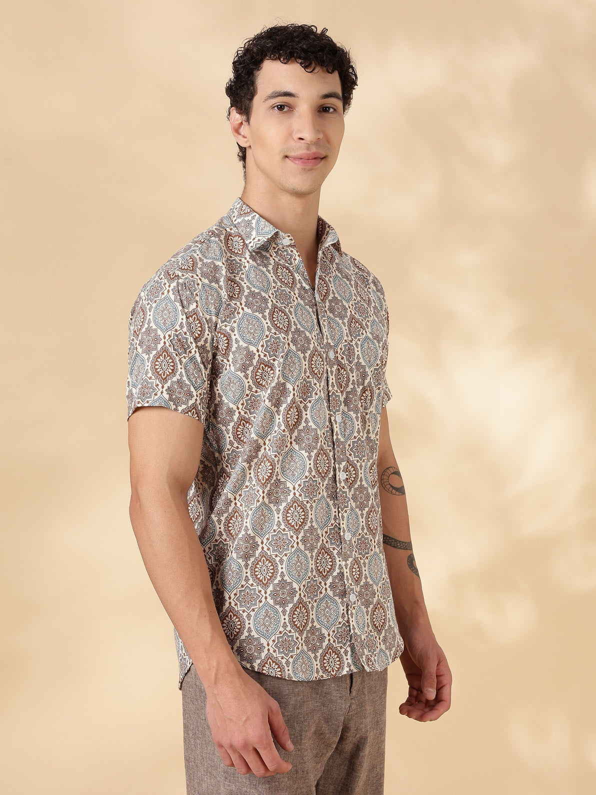 Stylish Printed Half Sleeve Shirt for Men