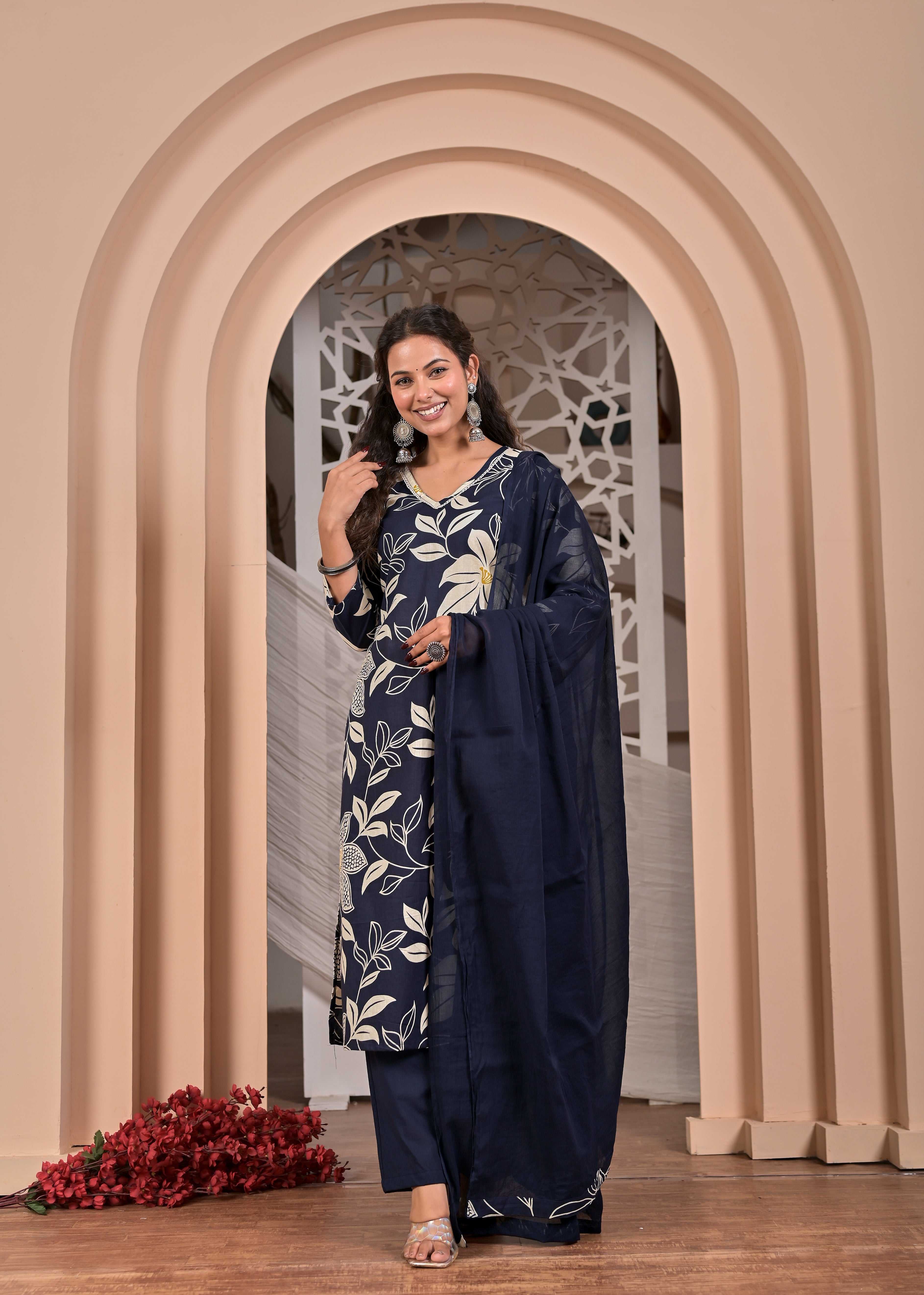 Women Printed Ethnic Kurta Pant Set