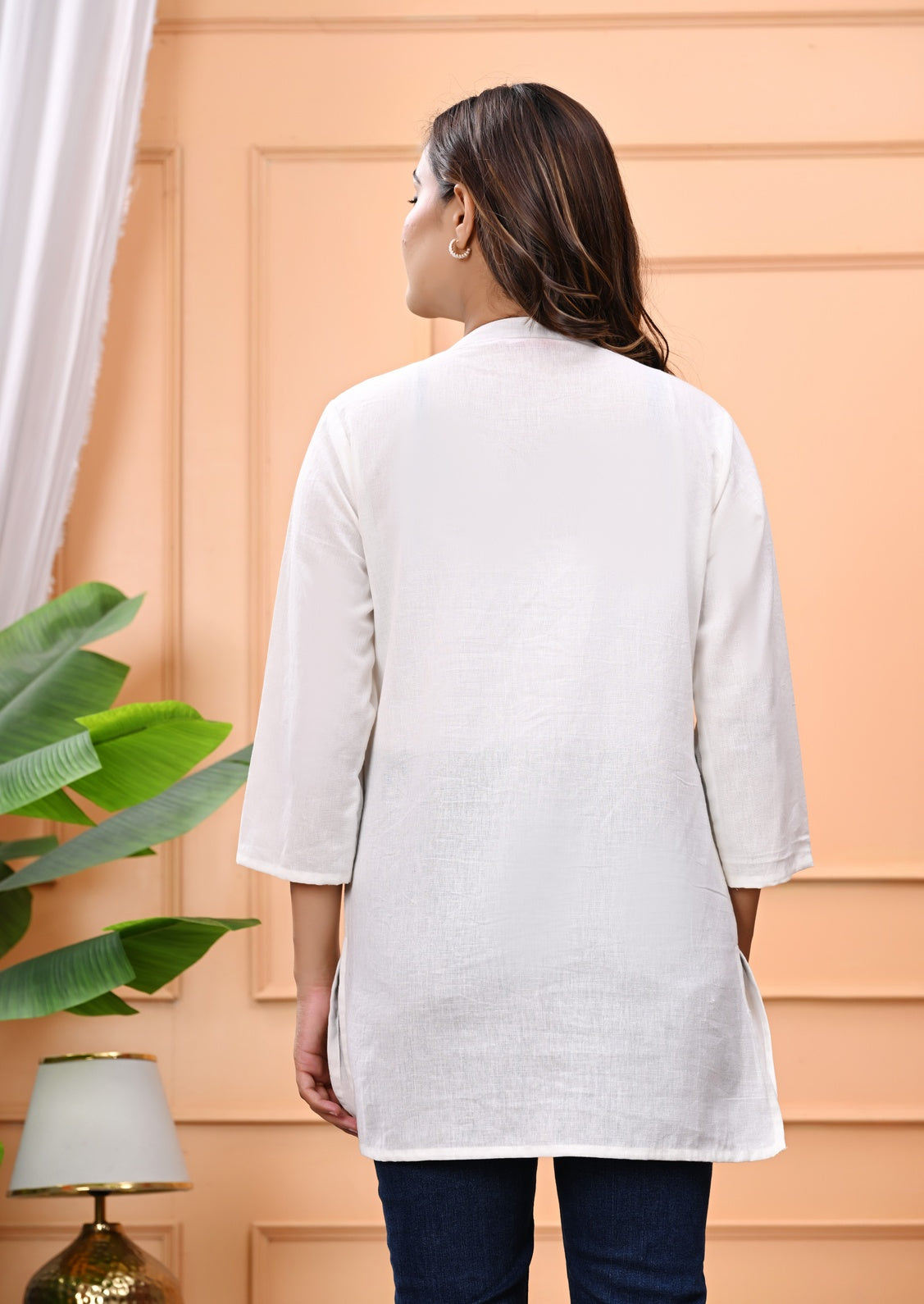 NAMA'S Women Solid Straight Kurti with Mandarin Collar