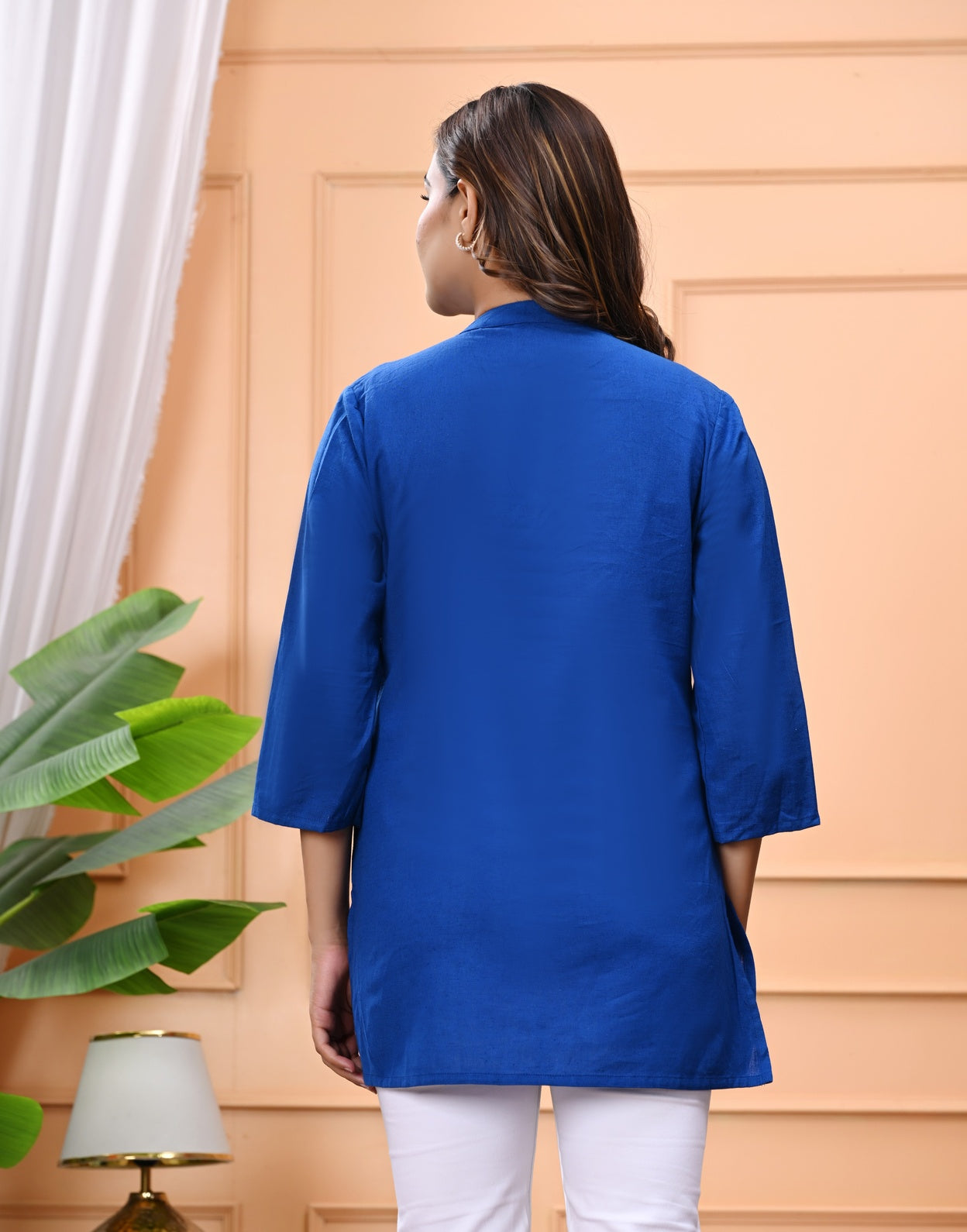NAMA'S Women Solid Straight Kurti with Mandarin Collar