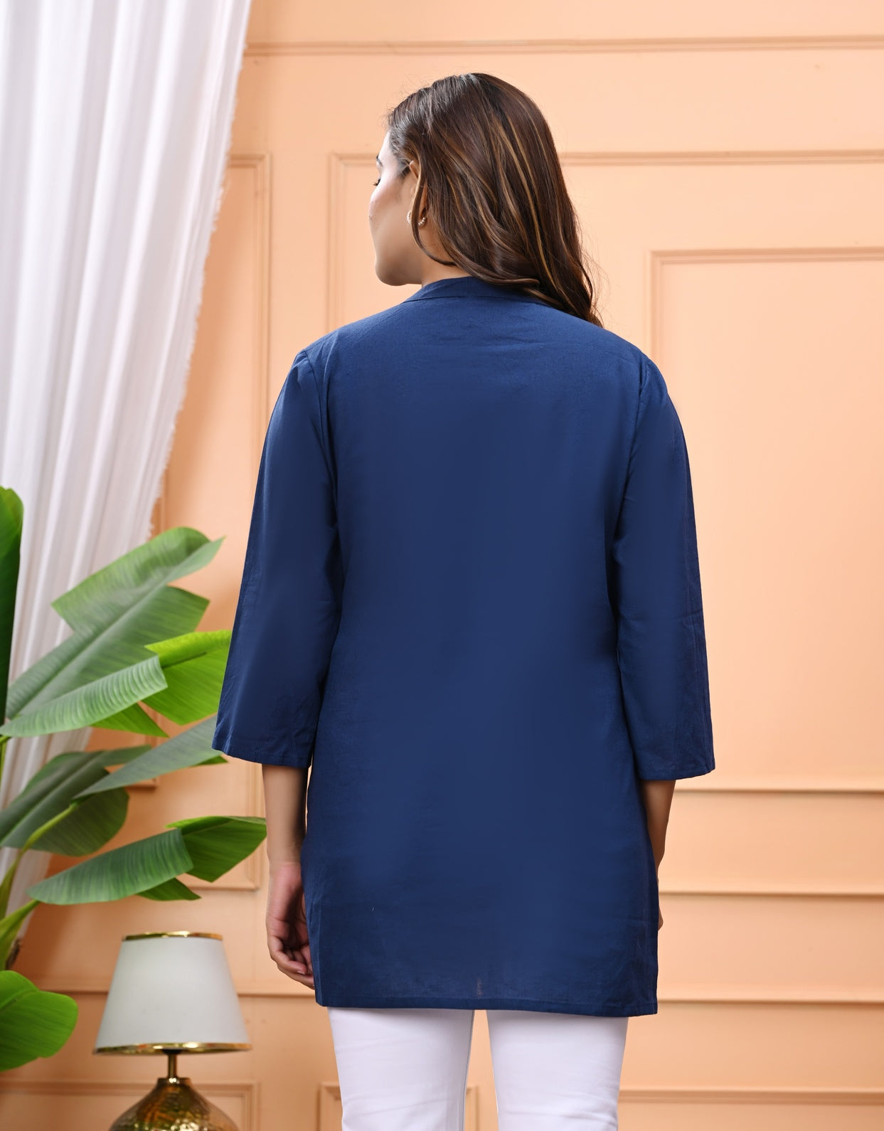 NAMA'S Women Solid Straight Kurti with Mandarin Collar