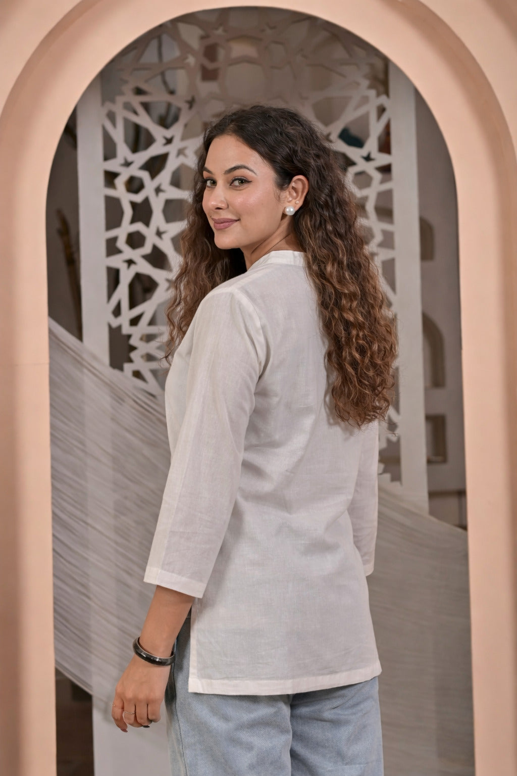 Women Solid Black Straight Kurti Top