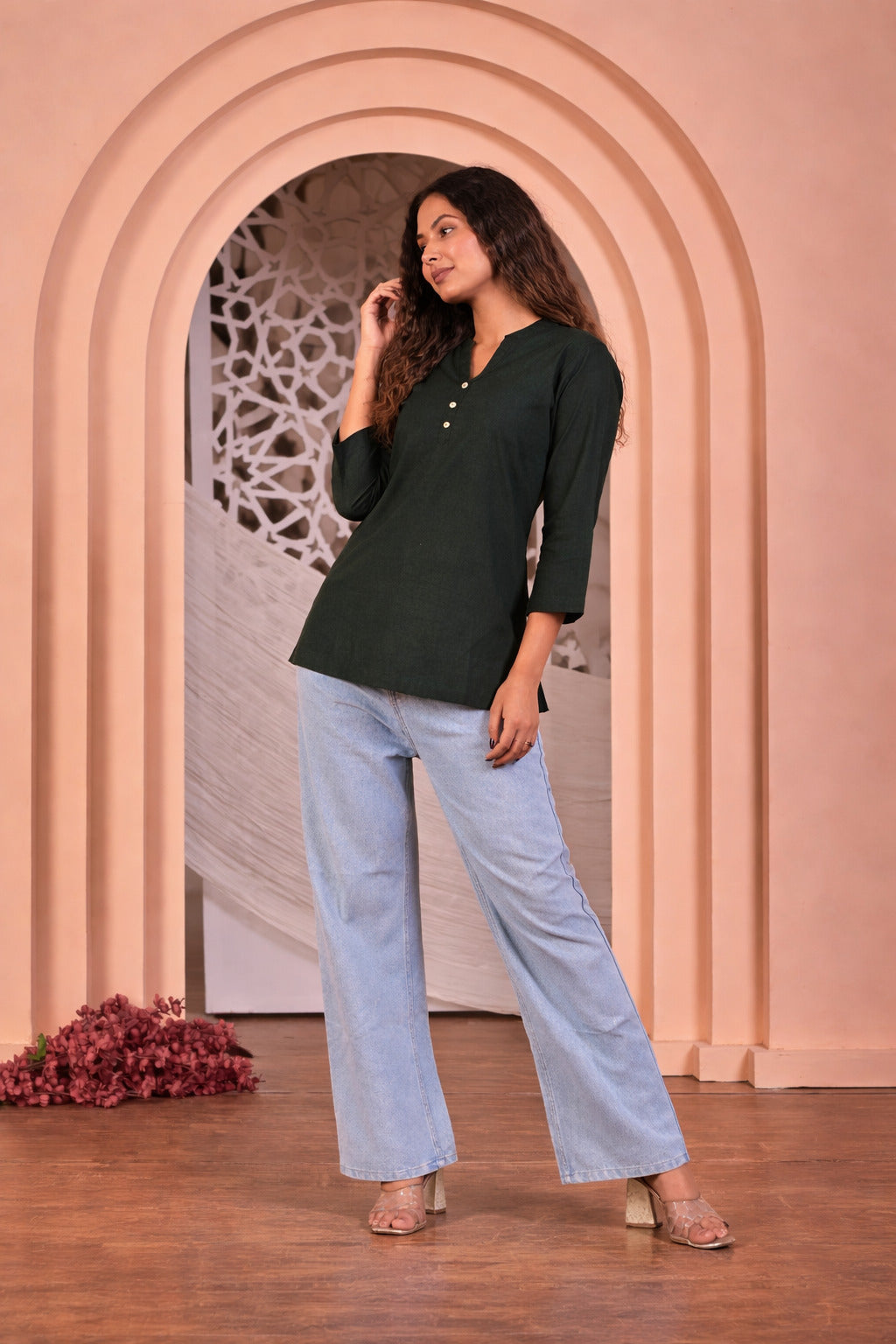 Women Solid Black Straight Kurti Top