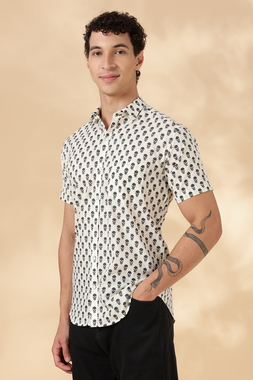 Stylish Printed Half Sleeve Shirt for Men