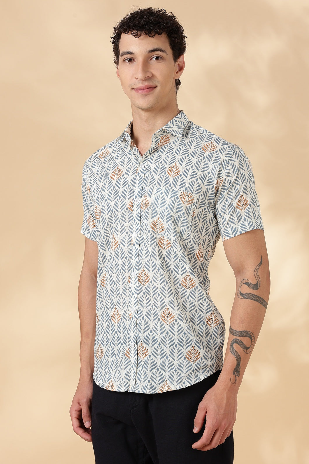 Stylish Printed Half Sleeve Shirt for Men
