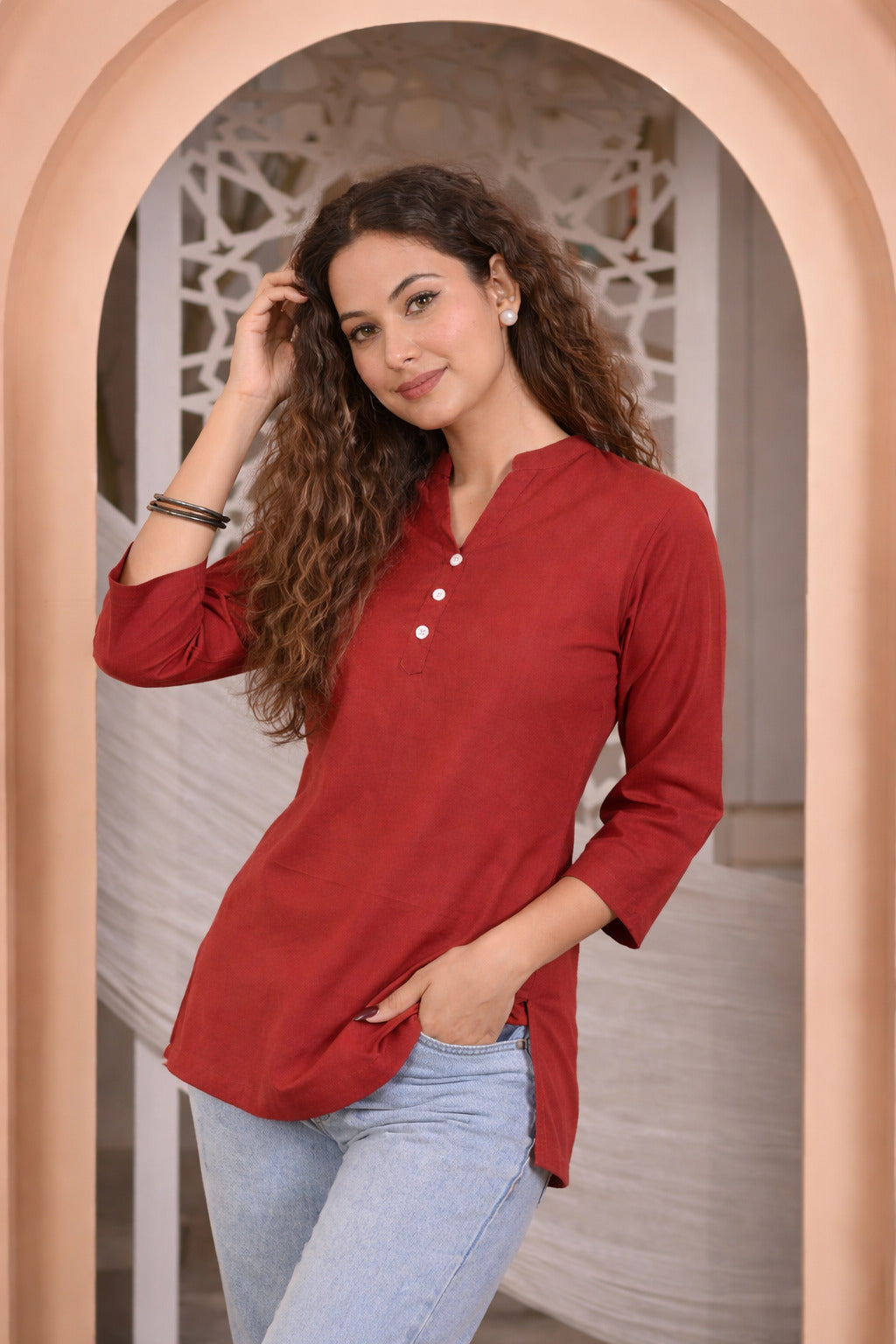 Women Solid Black Straight Kurti Top