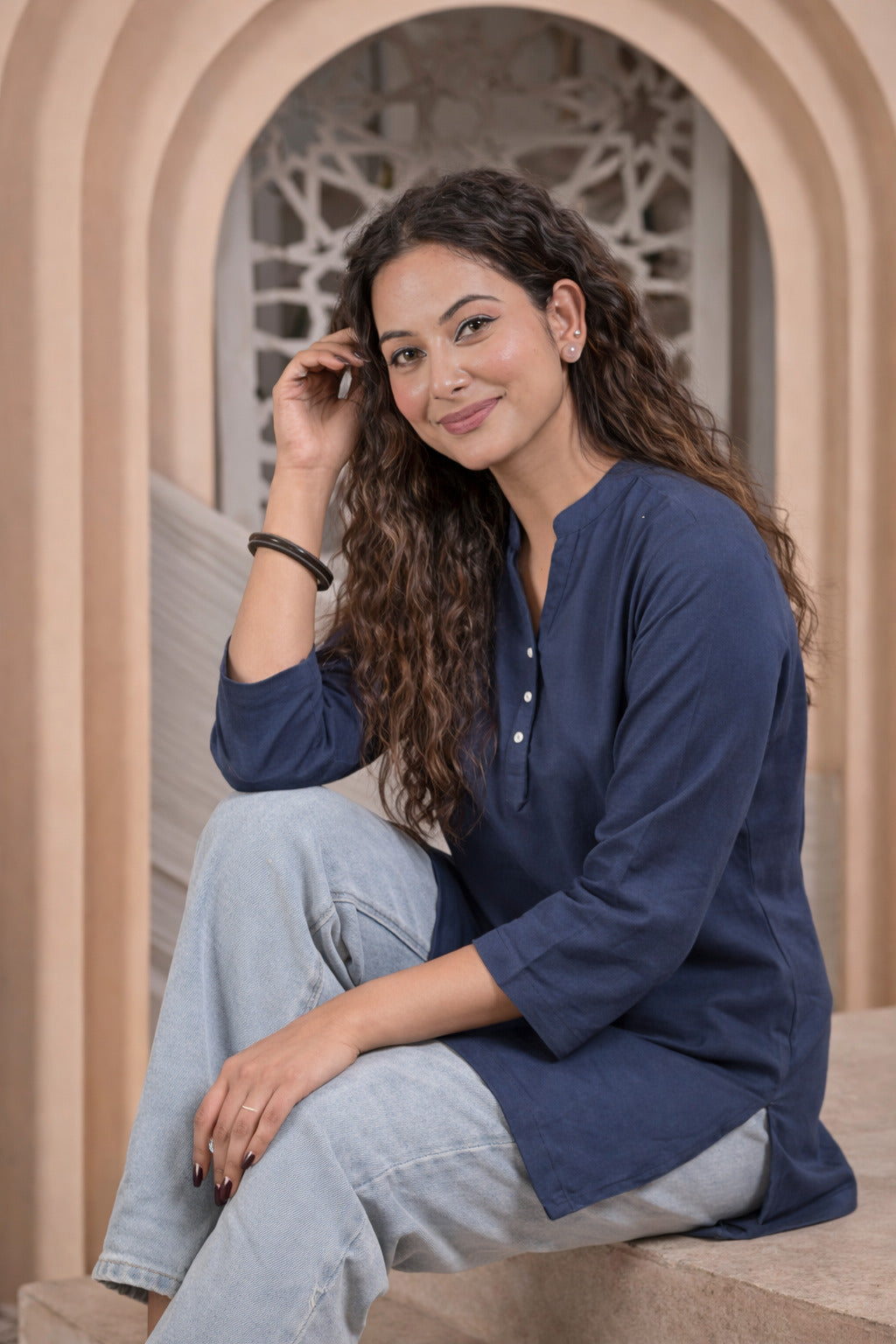Women Solid Black Straight Kurti Top
