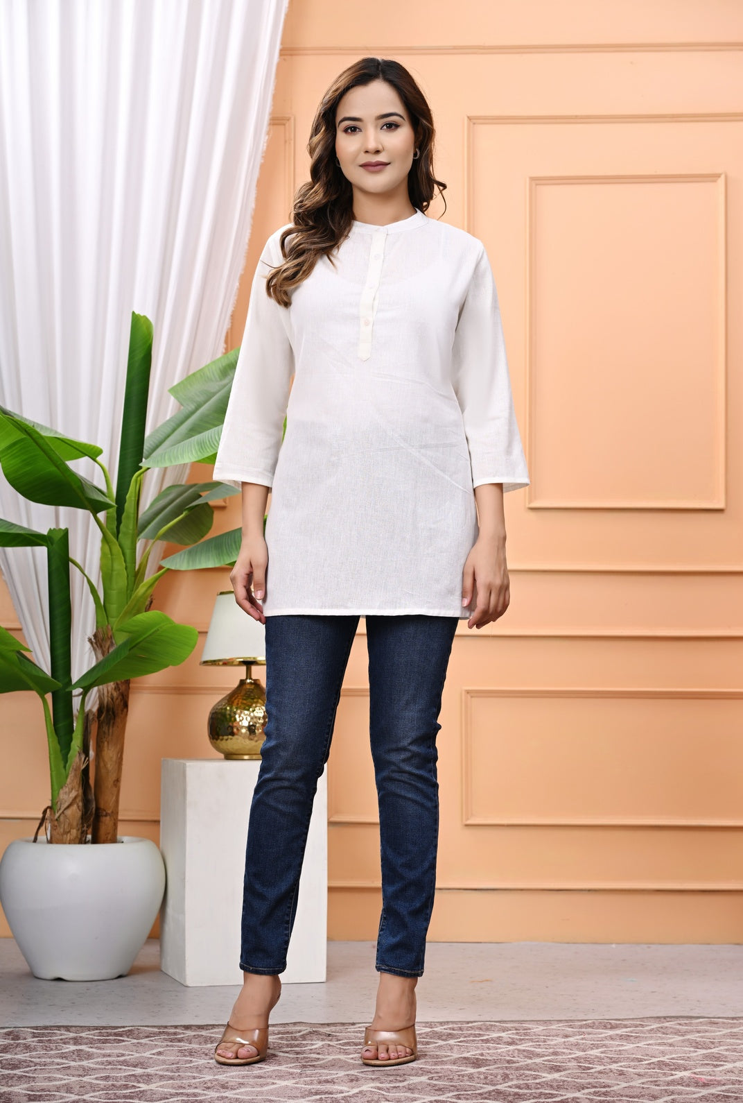 NAMA'S Women Solid Straight Kurti with Mandarin Collar
