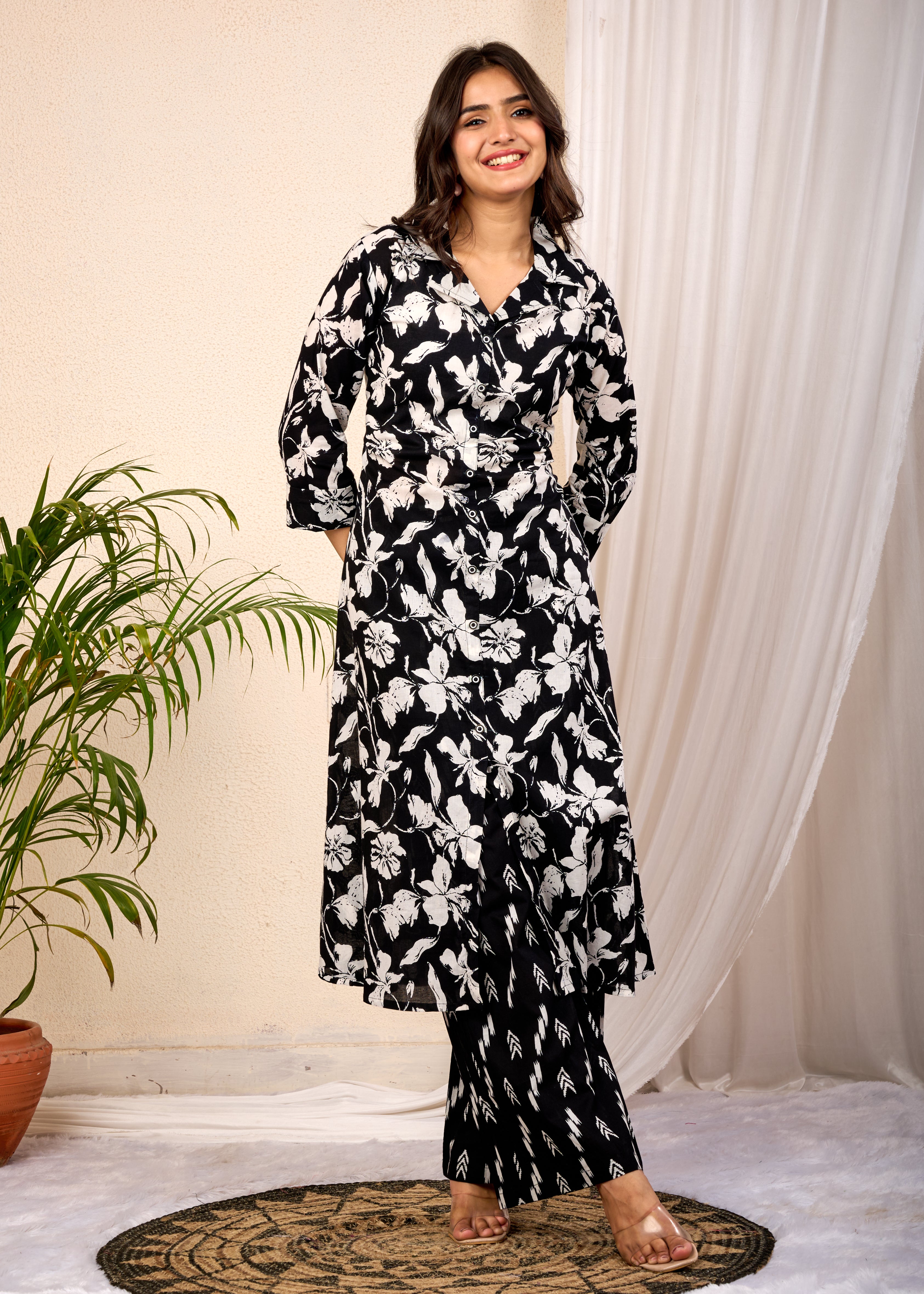 NIHAYAT NAVY HAND CRAFTED COTTON KURTA SET