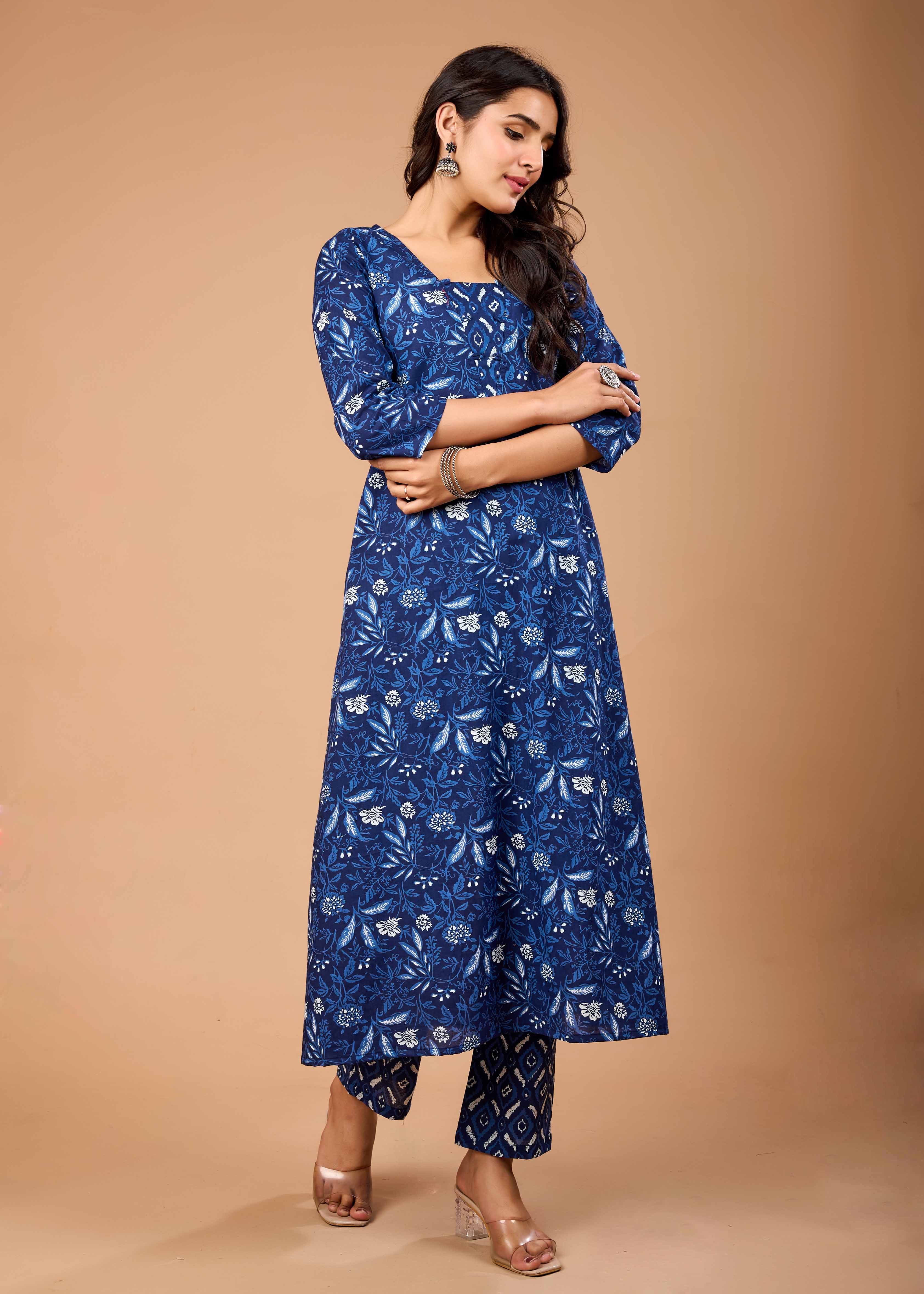 PERIWINKLE BLUE HAND CRAFTED COTON KURTA SET