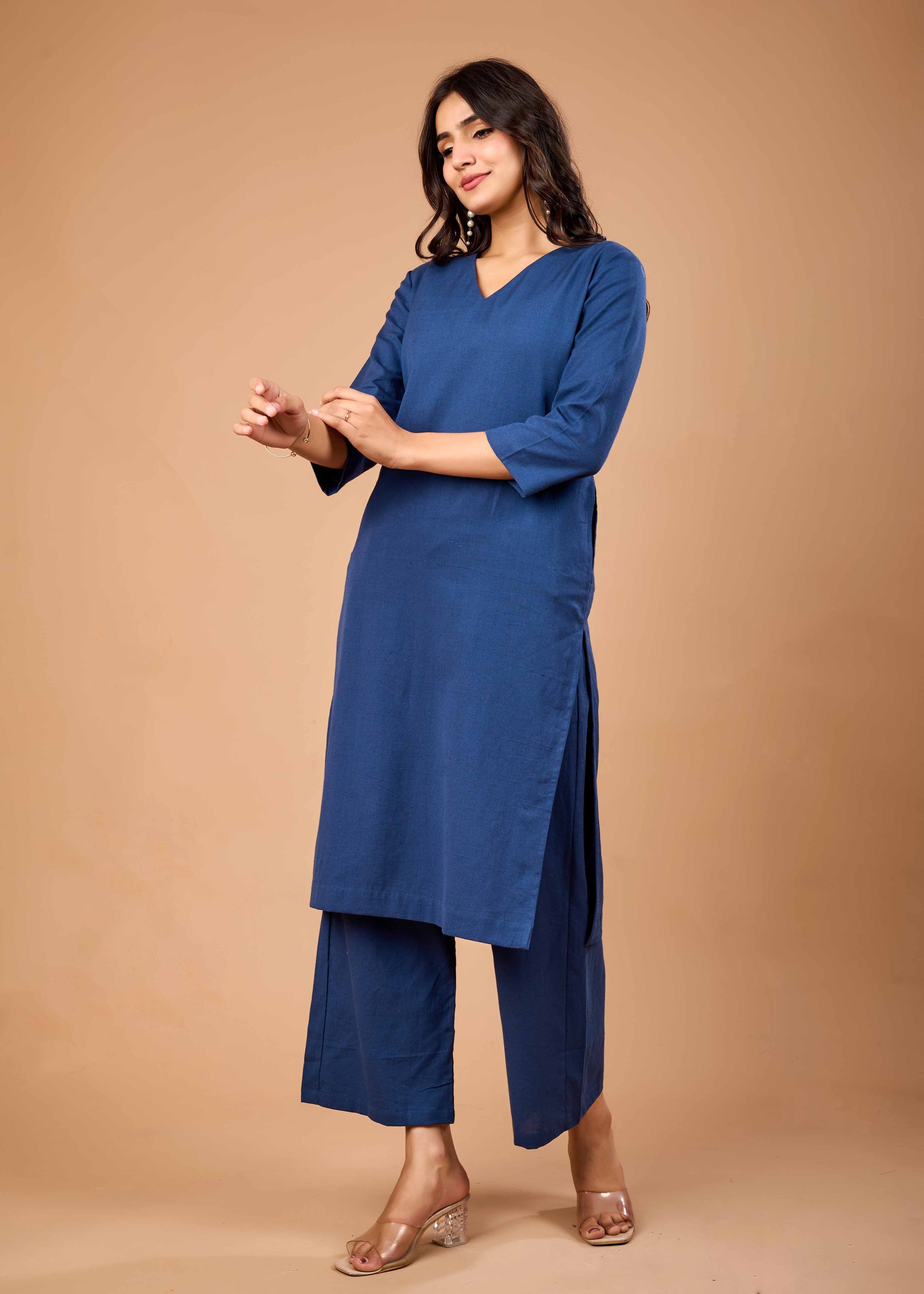 Women Navy Blue Airy Linen Kurta with Trousers