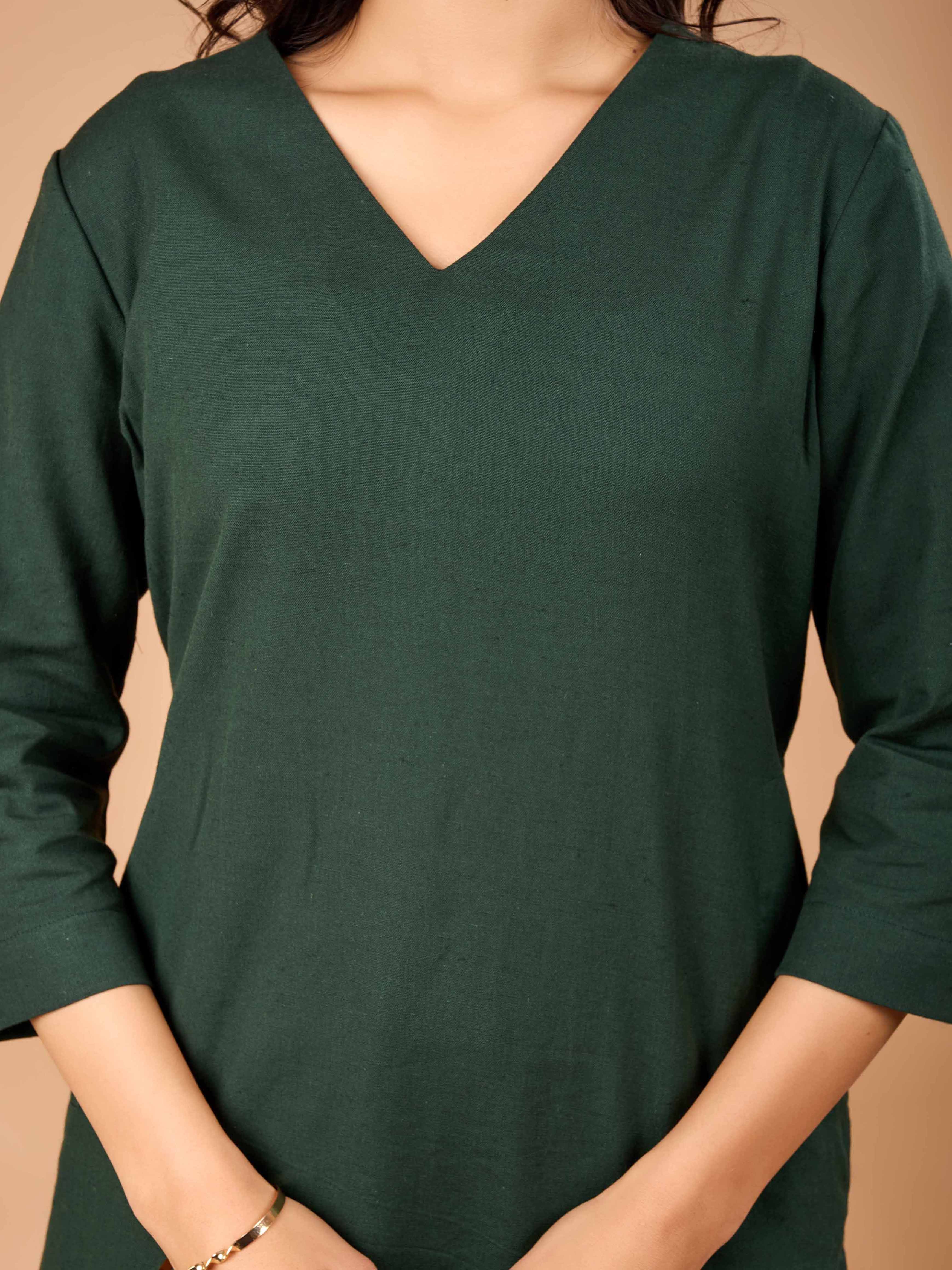Women Green Airy Linen Kurta with Trousers