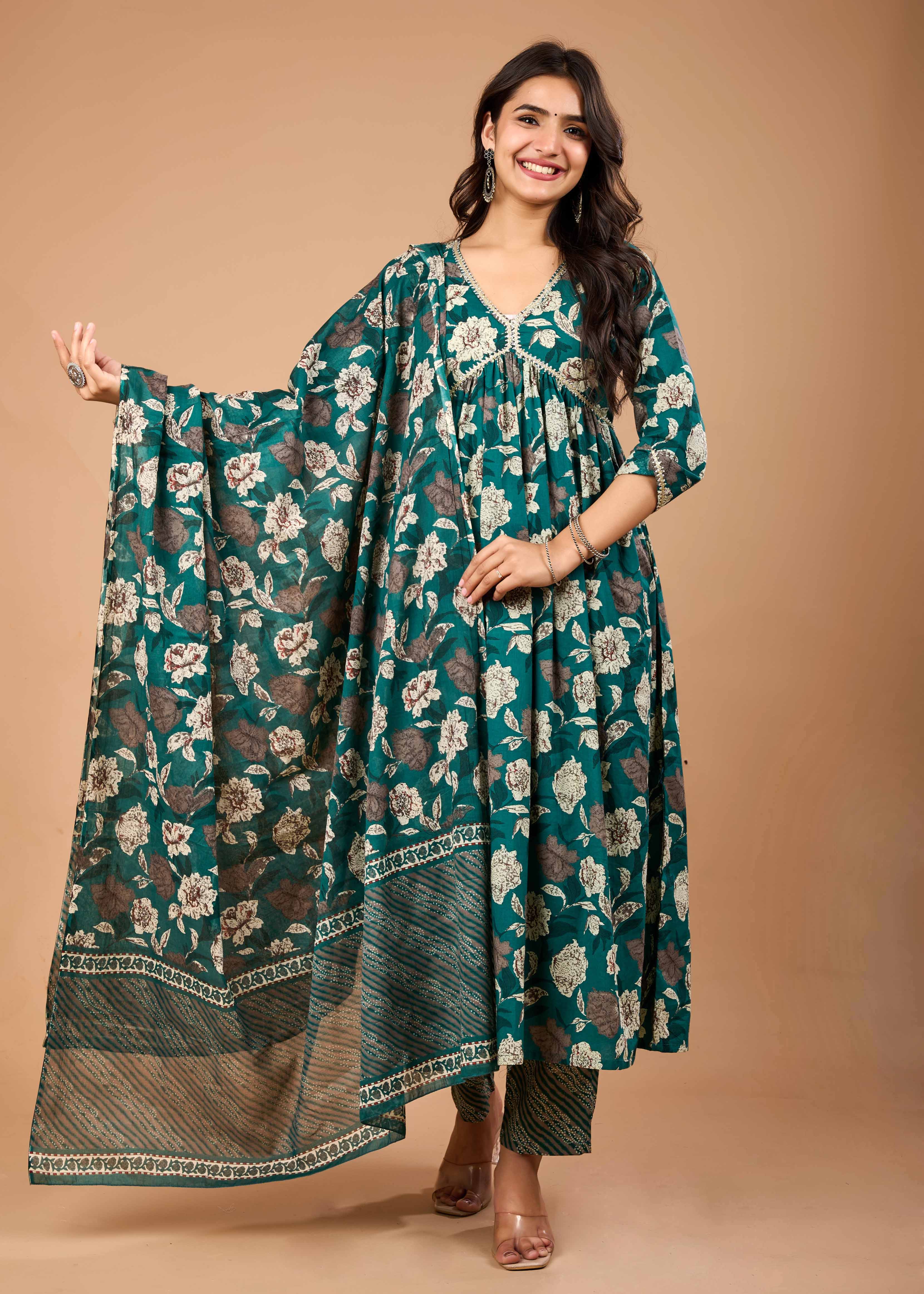 AARNA GREEN HAND CRAFTED FLORAL ANARKALI SUIT SET