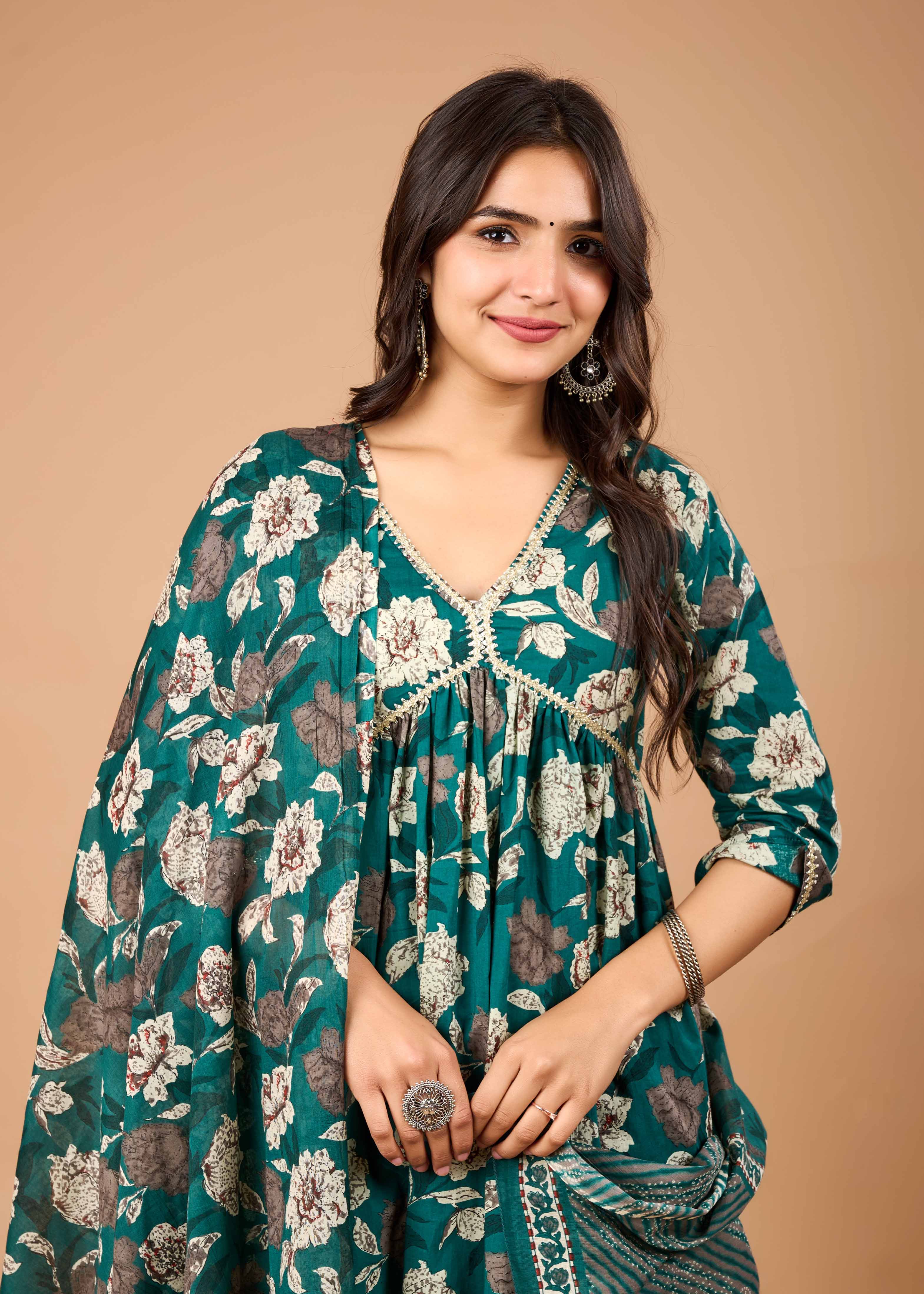 AARNA GREEN HAND CRAFTED FLORAL ANARKALI SUIT SET